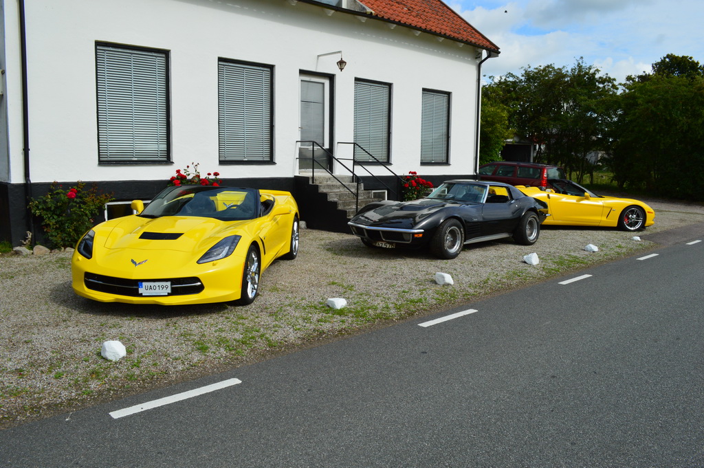 Corvette.JPG